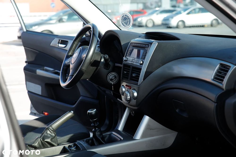 Subaru Forester 2.0D XE 000 - 12