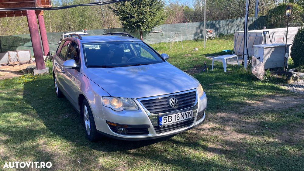 Volkswagen Passat 1.6 FSI Comfortline - 10