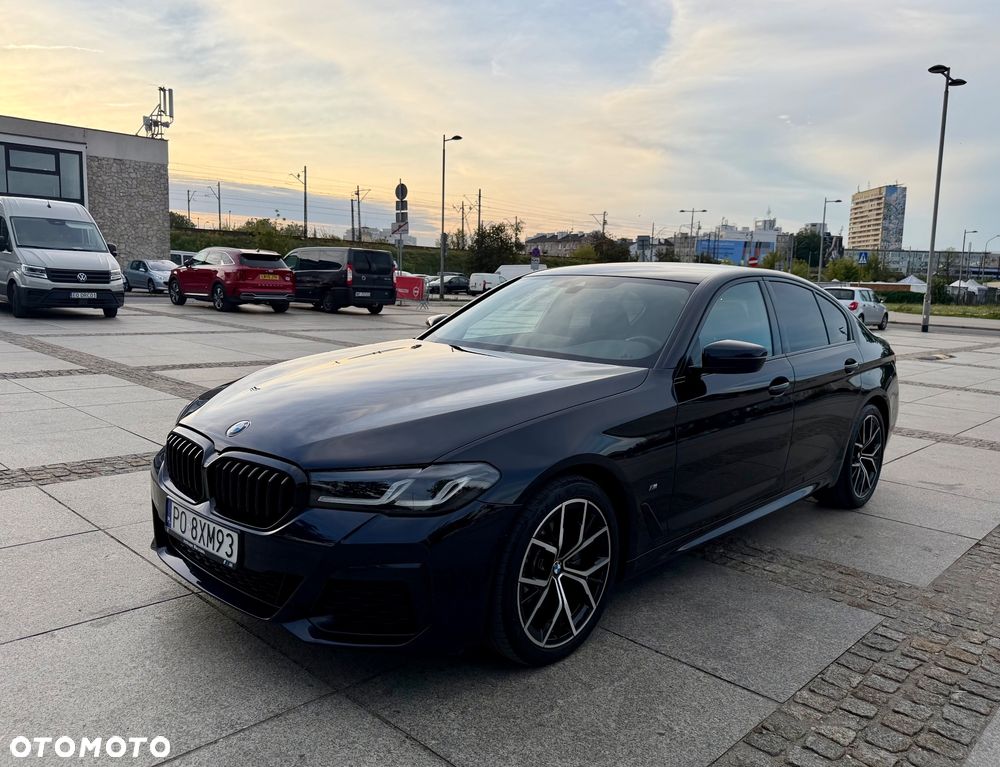 BMW Seria 5 520d xDrive MHEV M Sport sport - 2