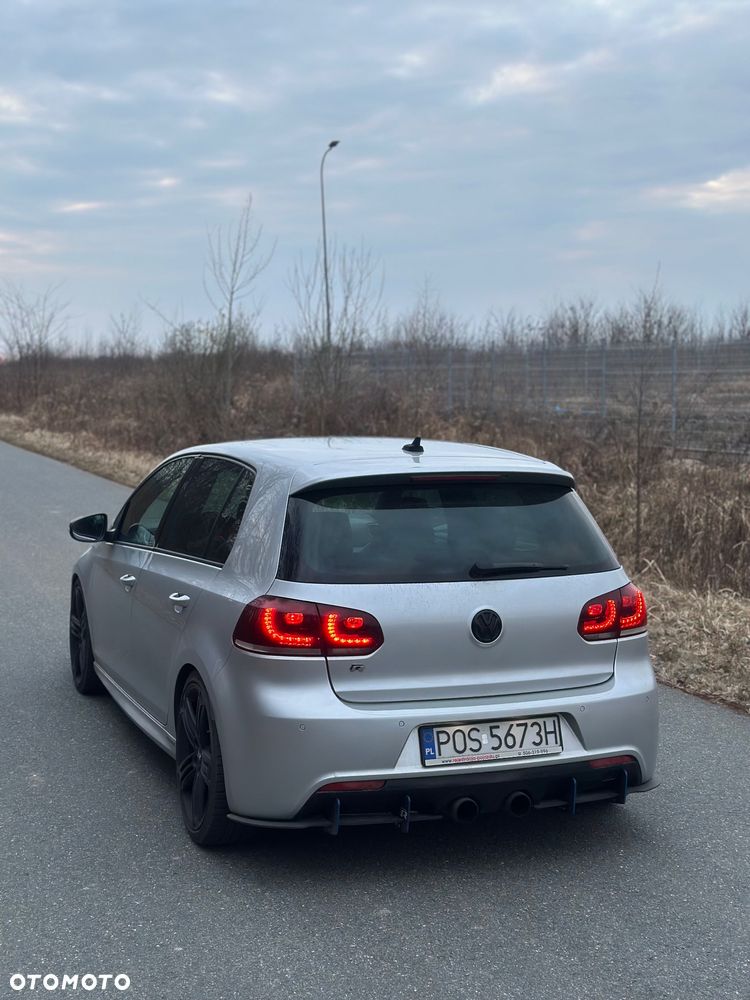 Volkswagen Golf 2.0 R DSG - 4