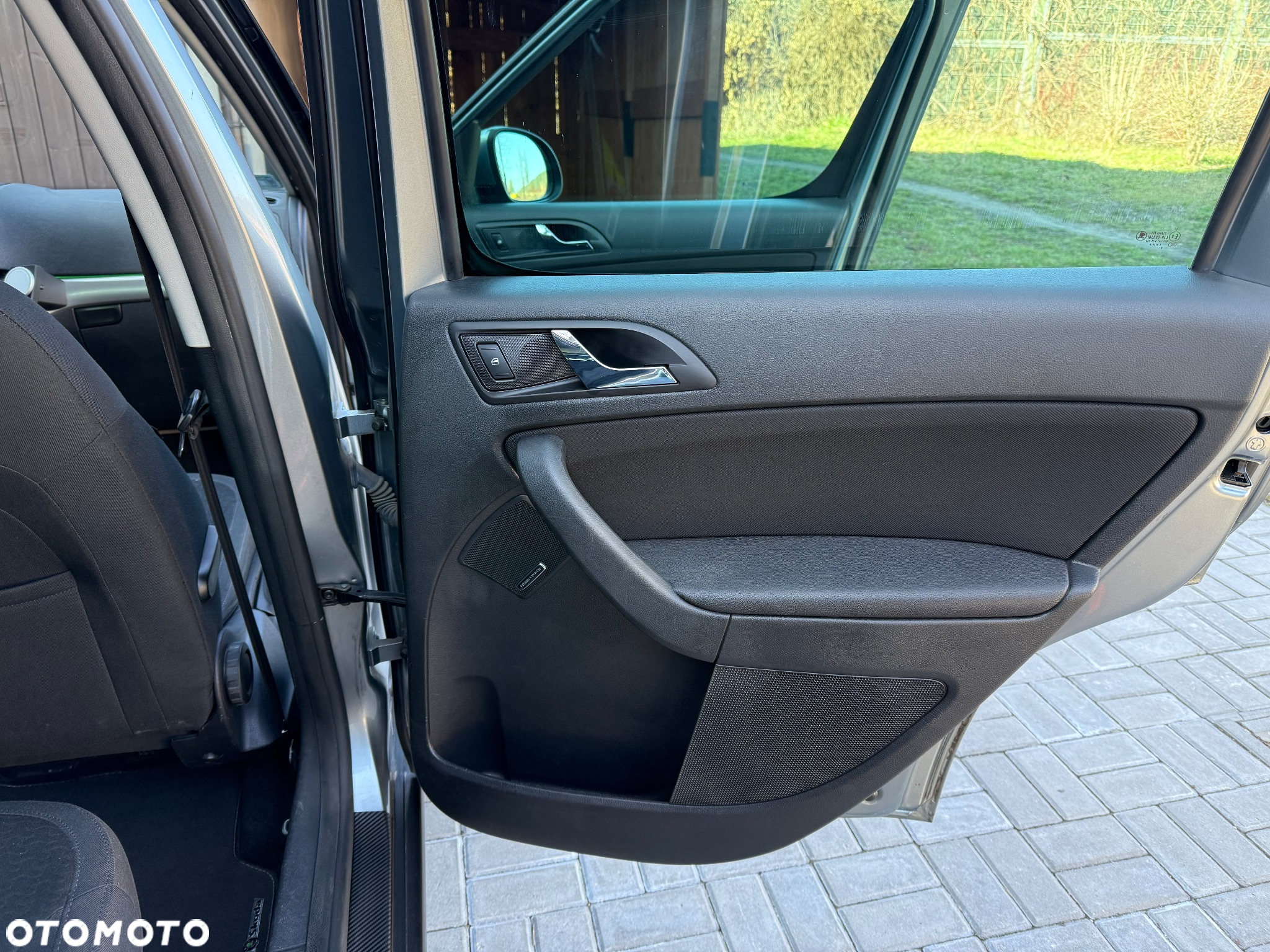 Skoda Yeti Outdoor 2.0 TDI DPF 4x4 Elegance DSG - 28