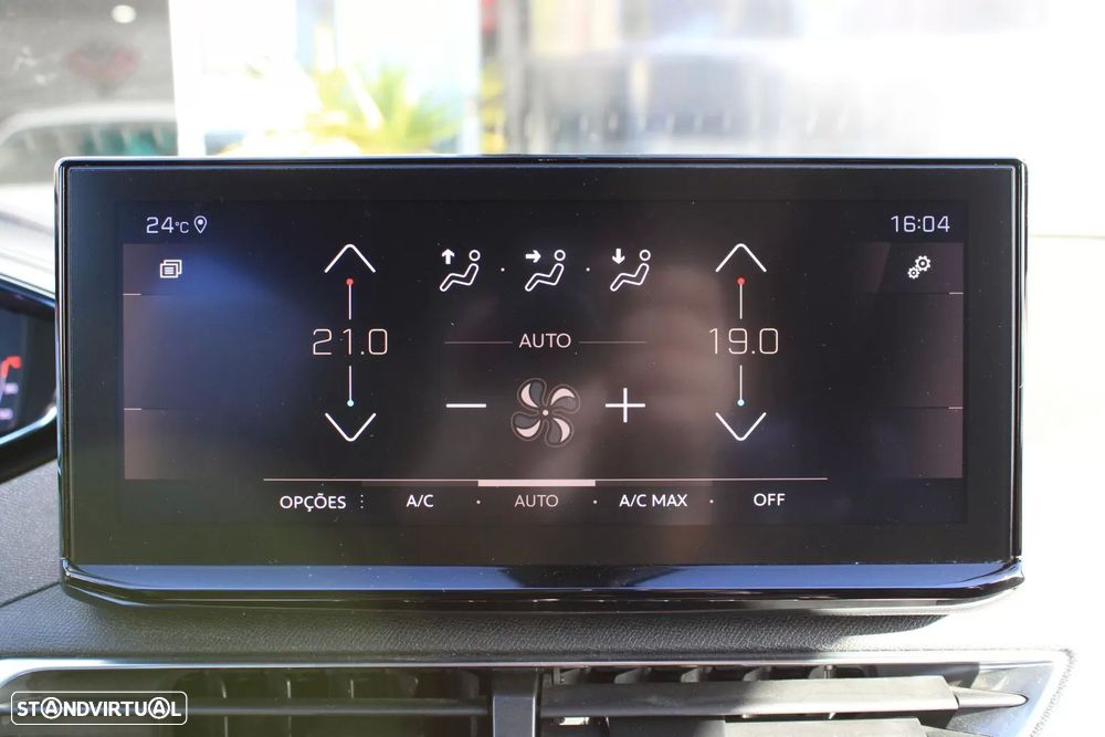 Peugeot 5008 1.5 BlueHDi GT EAT8 - 36