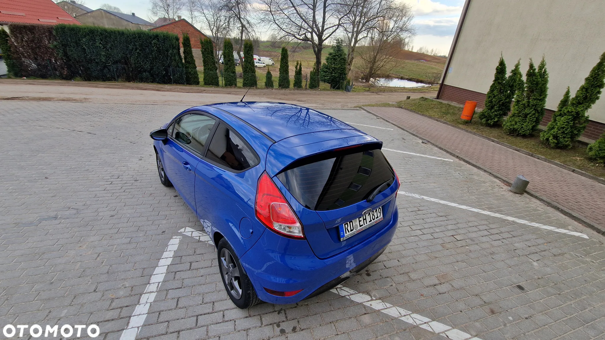 Ford Fiesta 1.0 Champions Edition - 11