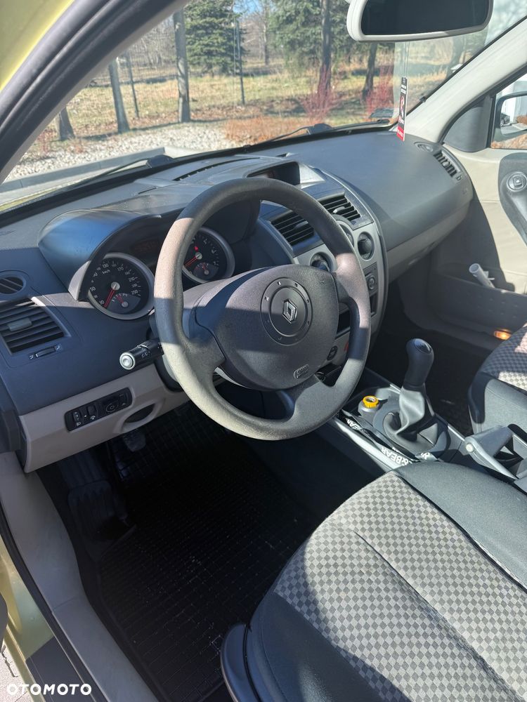 Renault Megane - 14