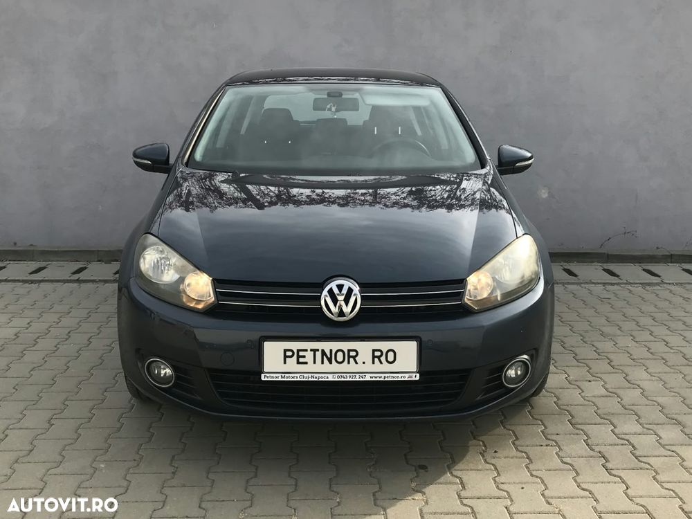 Volkswagen Golf 2.0 TDI DPF BlueMotion Technology DSG Comfortline - 12