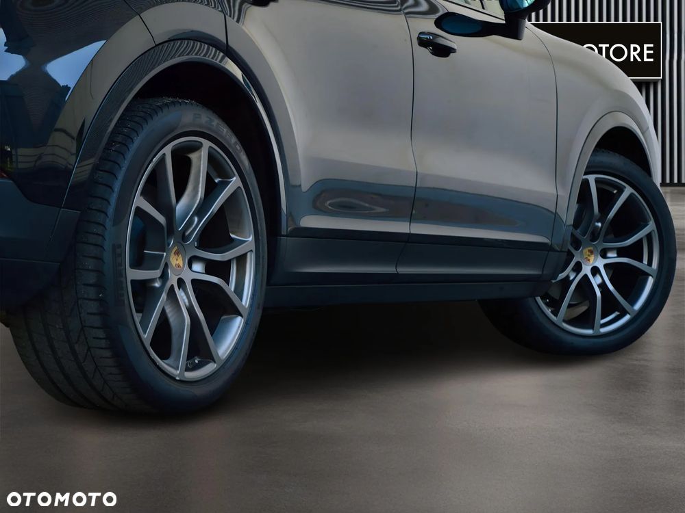 Porsche Cayenne E-Hybrid PHEV - 12