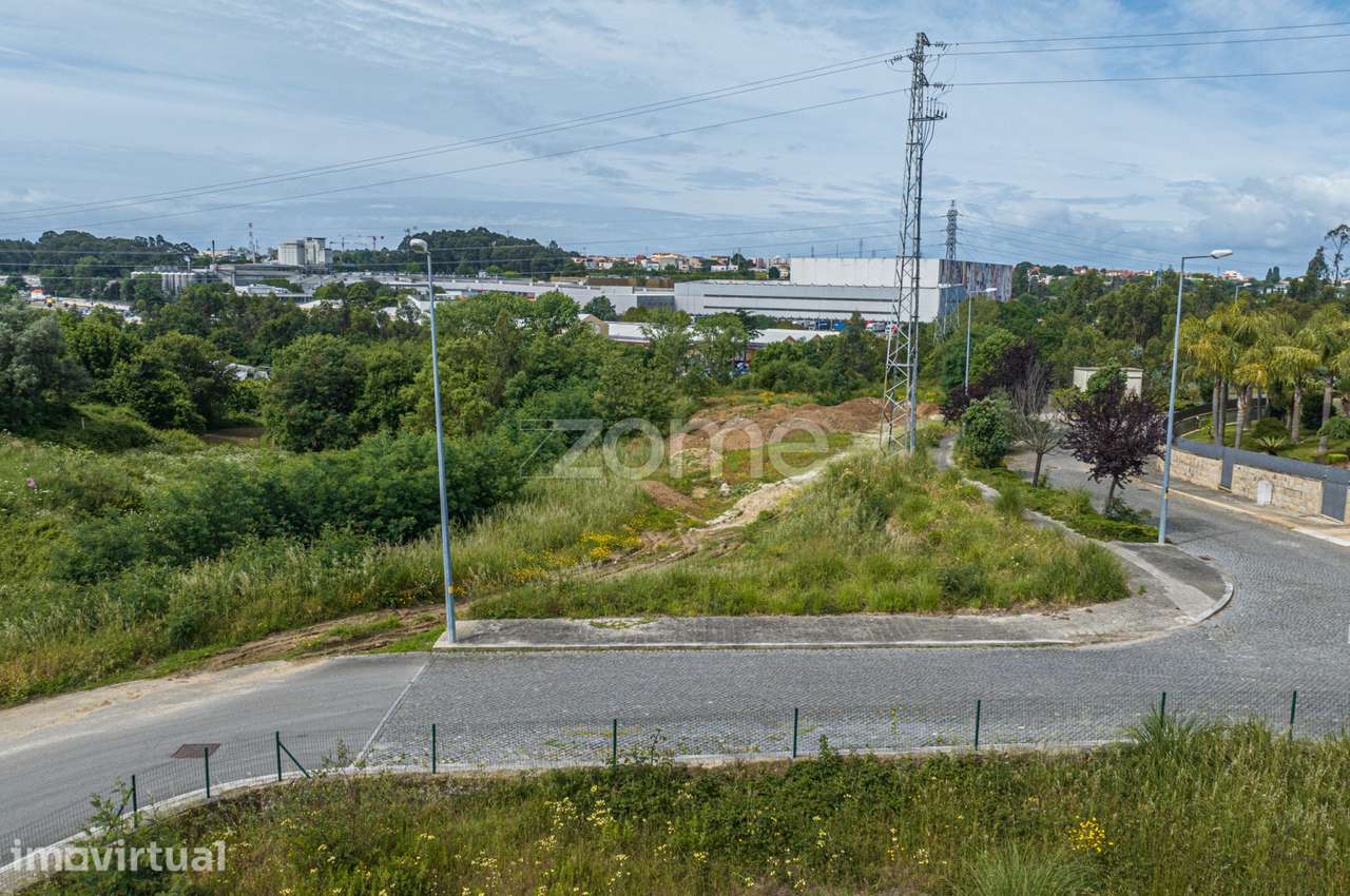 Terreno agrícola, com 4.800 m2, em Leça do Balio, Matosinhos. - Grande imagem: 5/17