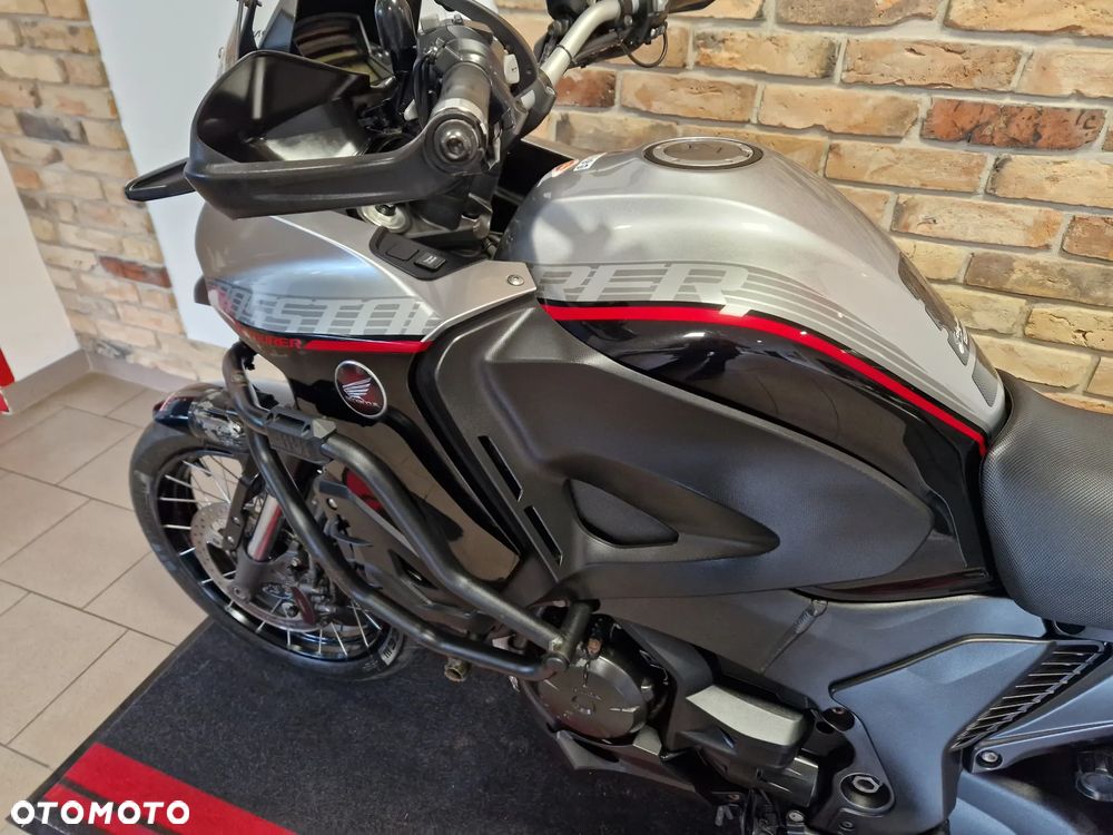 Honda VFR - 29