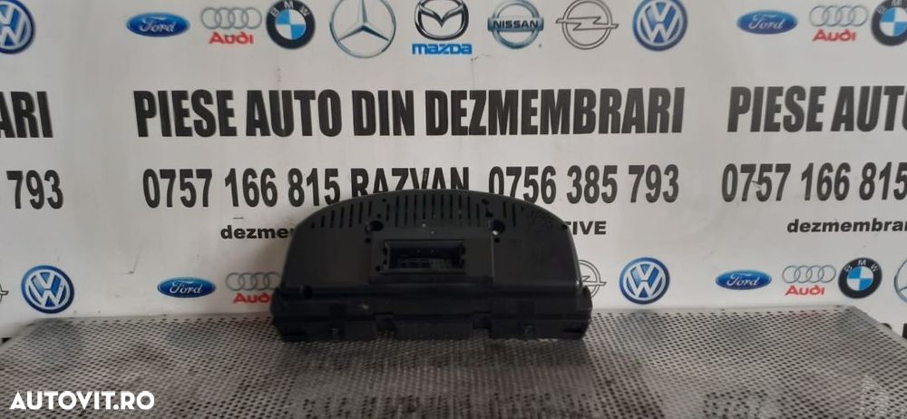 Ceasuri Bord VW Passat B6 Ecran Mare Volan Stanga Germania - 3