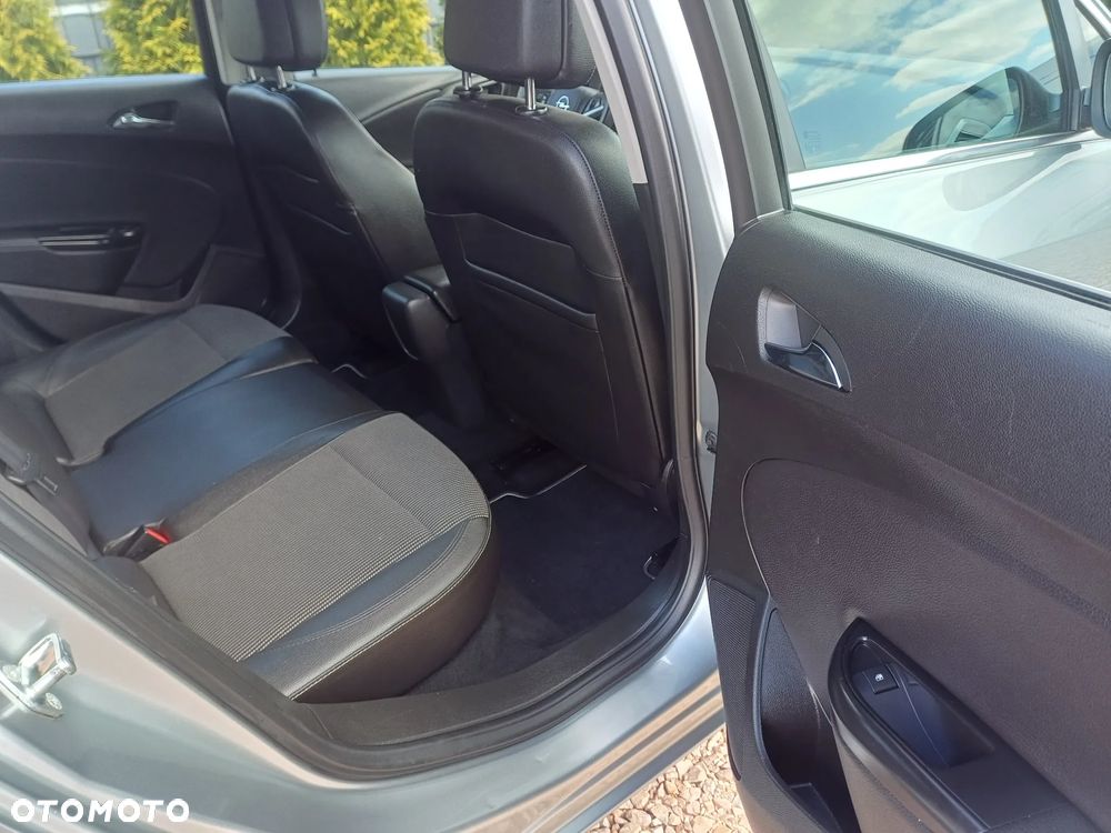 Opel Astra 1.4 Turbo Cosmo - 17