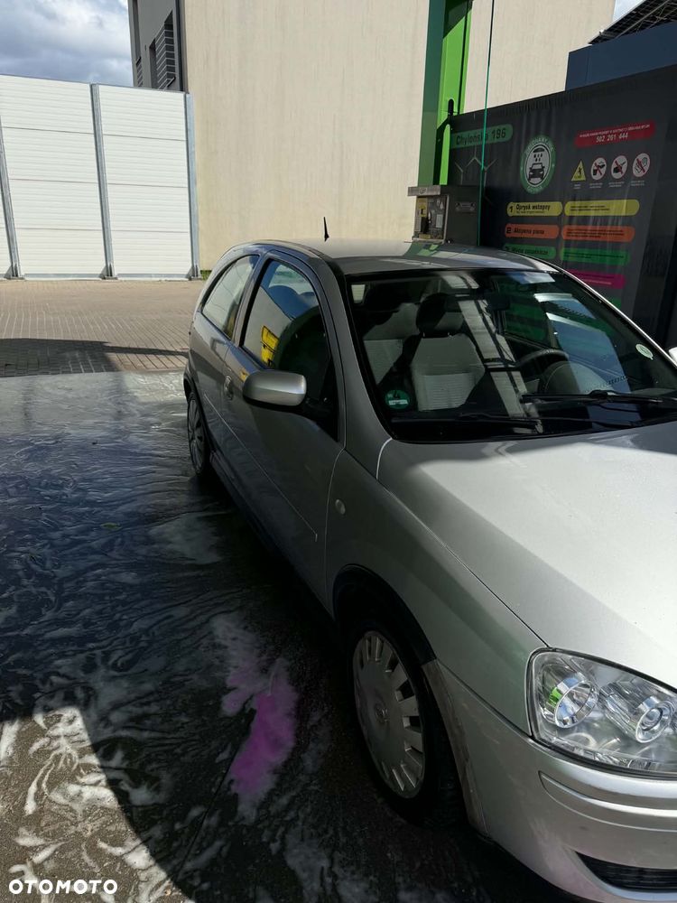 Opel Corsa - 2
