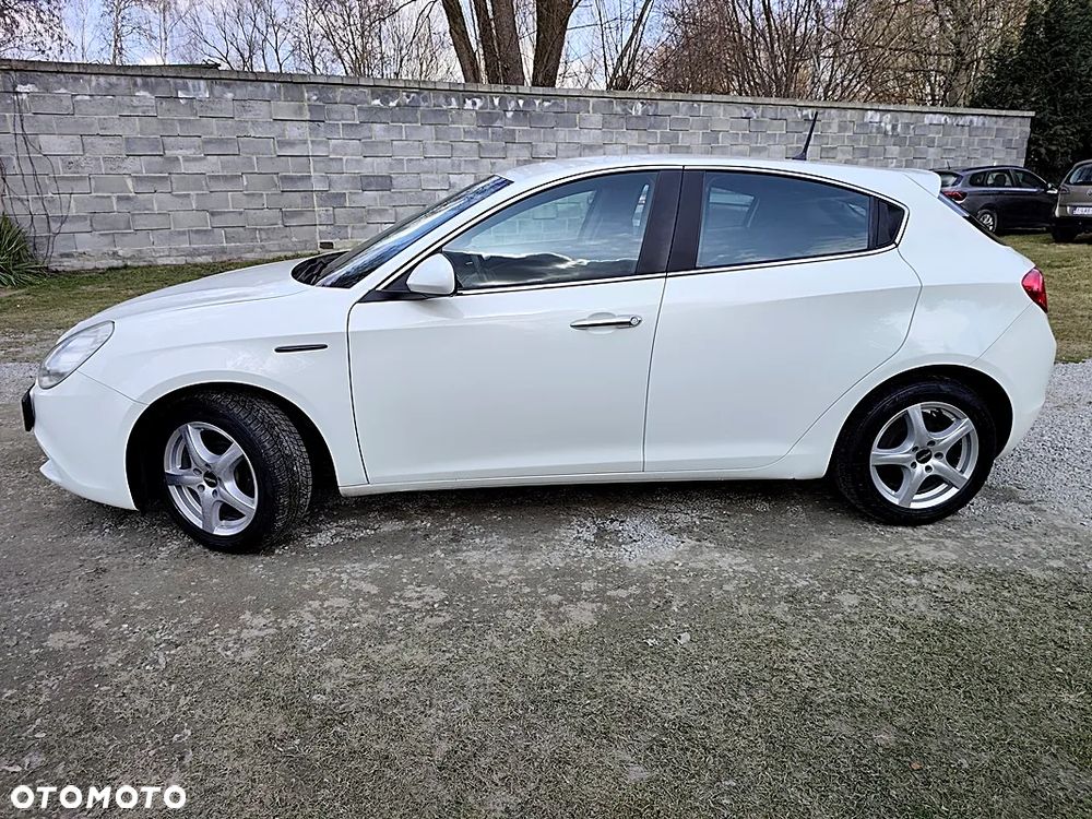 Alfa Romeo Giulietta 1.6 JTDM 16V Turismo - 16