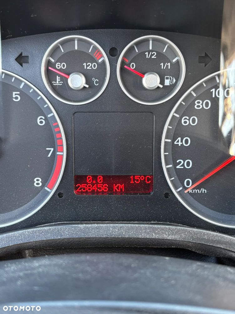 Ford Focus - 12
