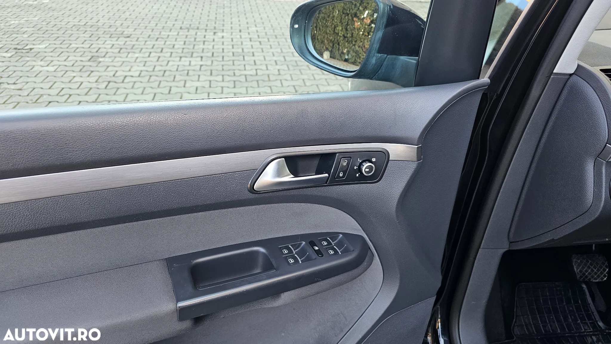 Volkswagen Touran 1.4 TSI DSG Highline - 19