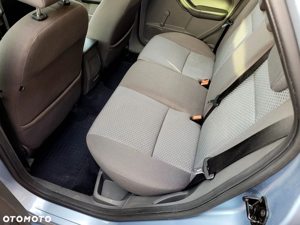Ford Focus 1.8 Style - 10