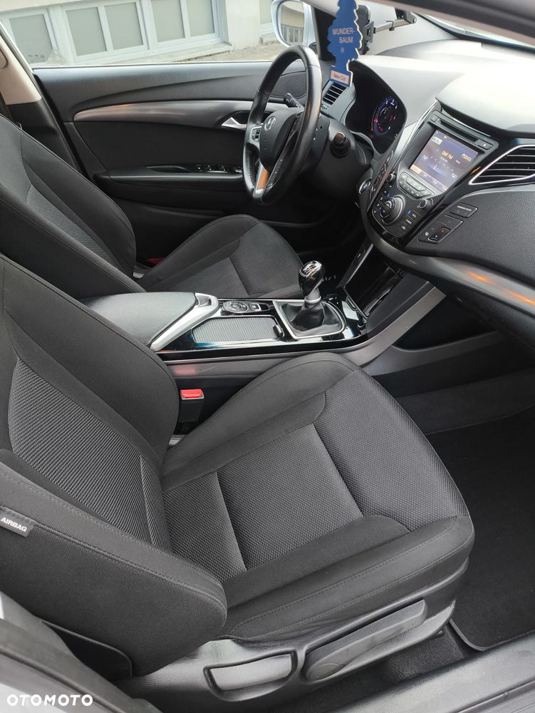 Hyundai i40 1.7 CRDi Comfort + - 28