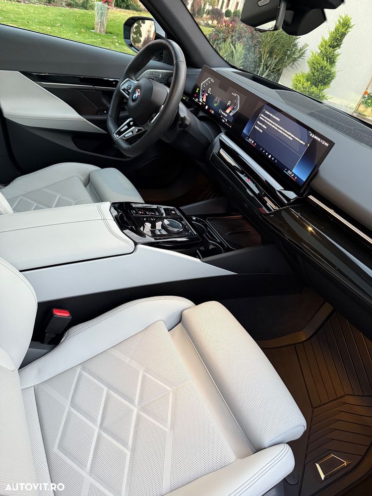 BMW Seria 5 540d xDrive AT MHEV - 11