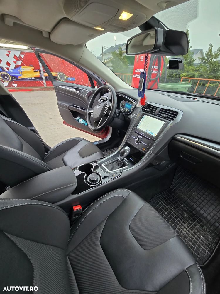 Ford Mondeo 2.0 TDCI PowerShift Titanium - 3