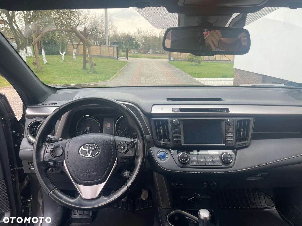 Toyota RAV4 Hybrid Premium 4x4 - 10