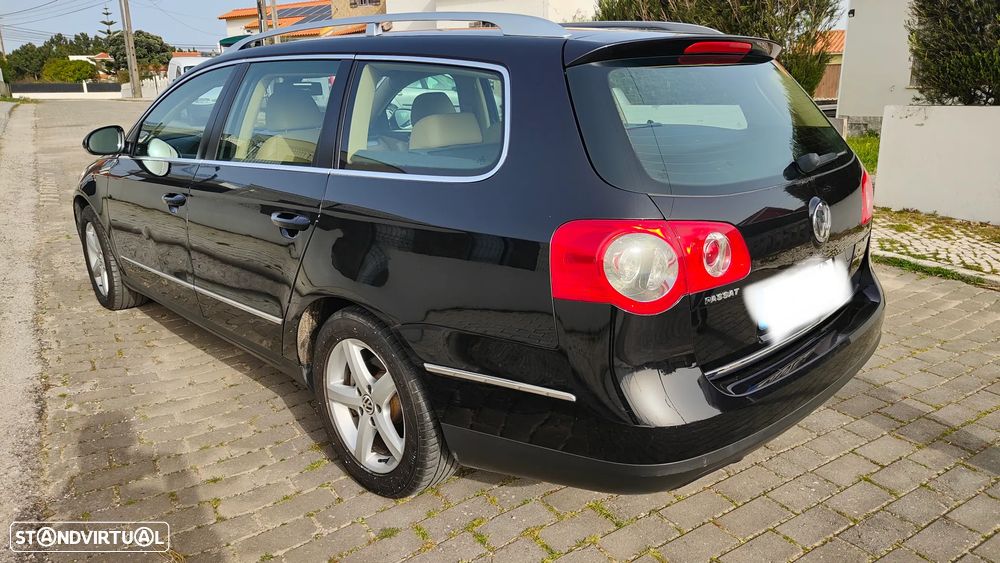 VW Passat Variant 2.0 TDi DPF 4Motion R-Line Edition Plus - 4