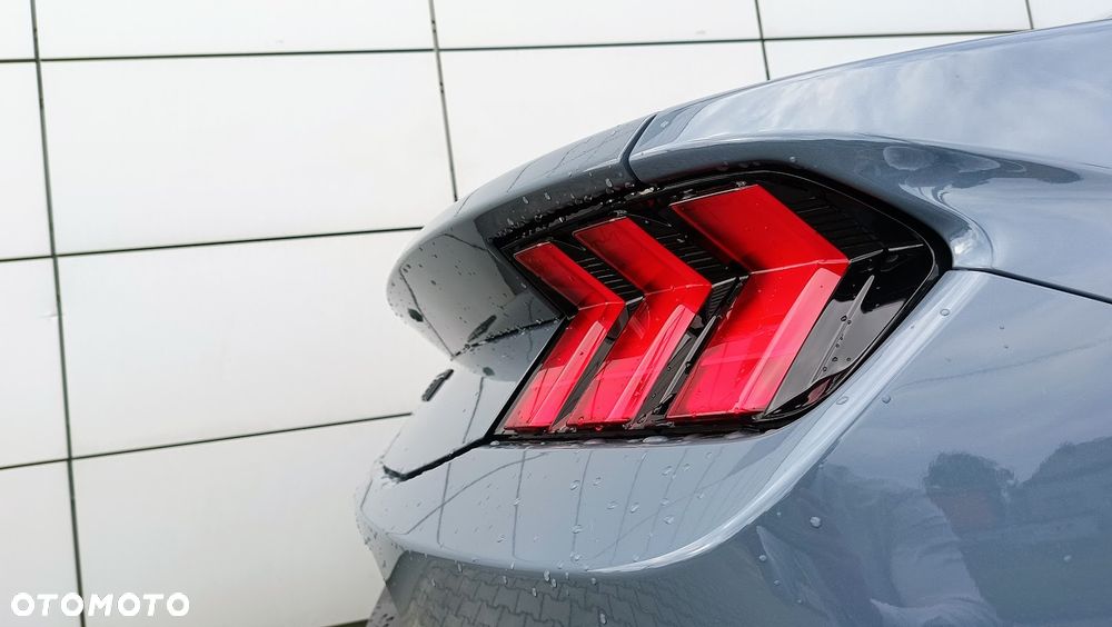 Ford Mustang - 13