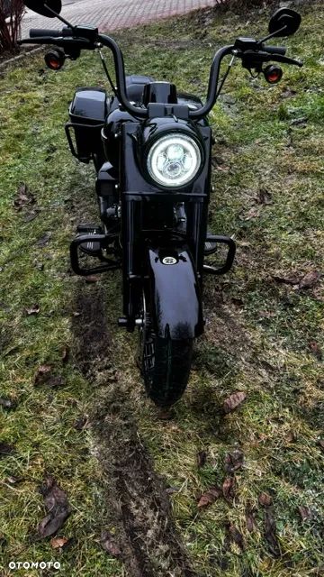 Harley-Davidson Touring Road King - 11