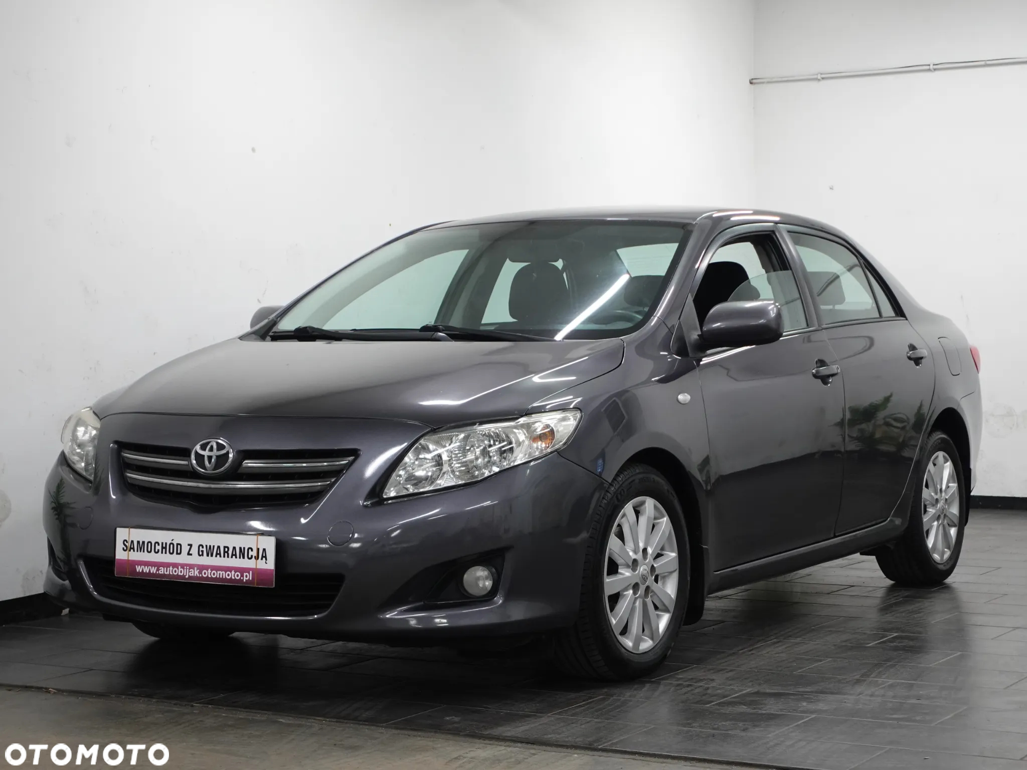 Toyota Corolla 1.6 Luna - 3