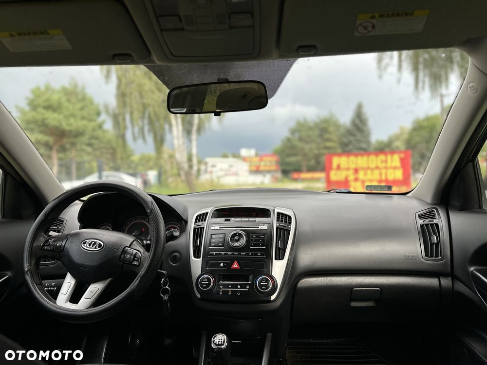 Kia Ceed - 5
