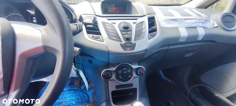 Ford Fiesta 1.25 Trend - 11