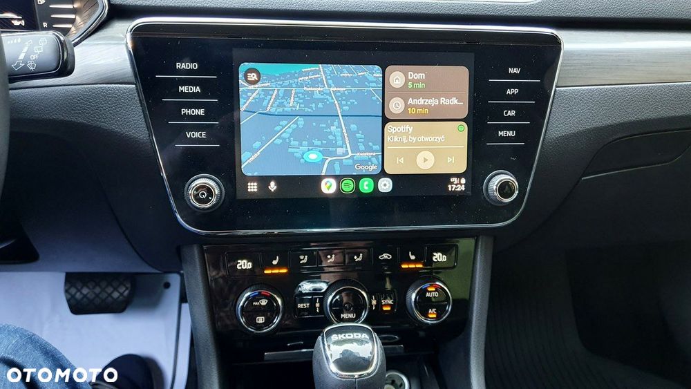 Skoda Superb 2.0 TDI SCR Style DSG - 27