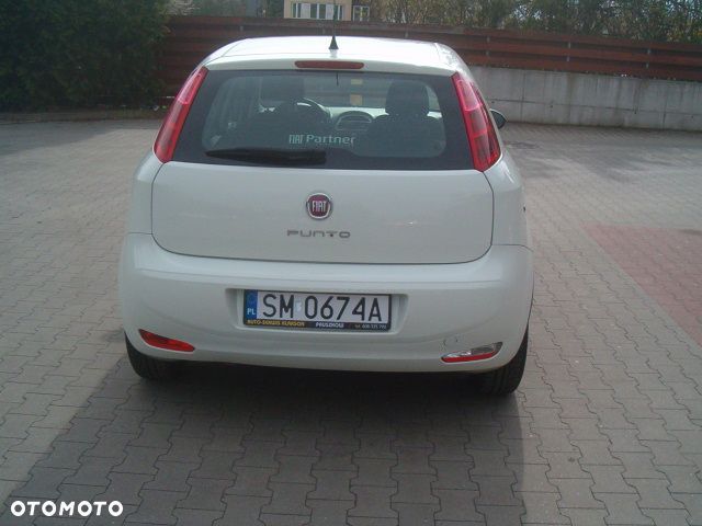 Fiat Punto - 16