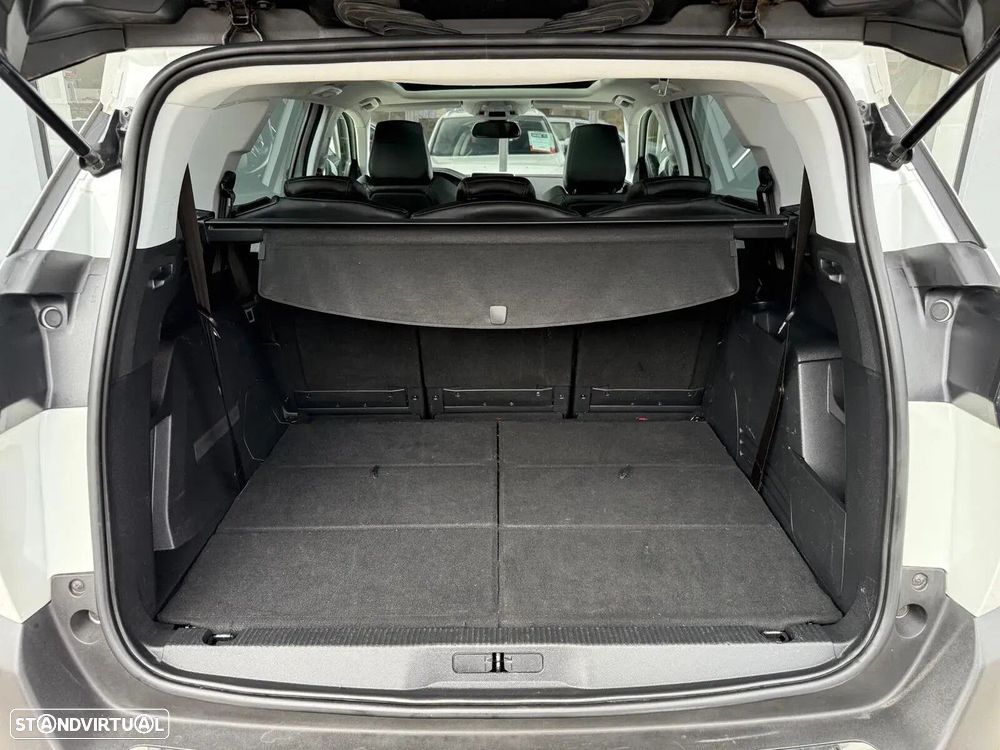 Peugeot 5008 1.5 BlueHDi Allure EAT8 - 30