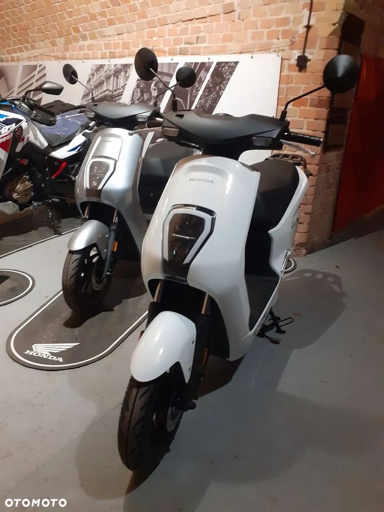 Honda EM1 - 2