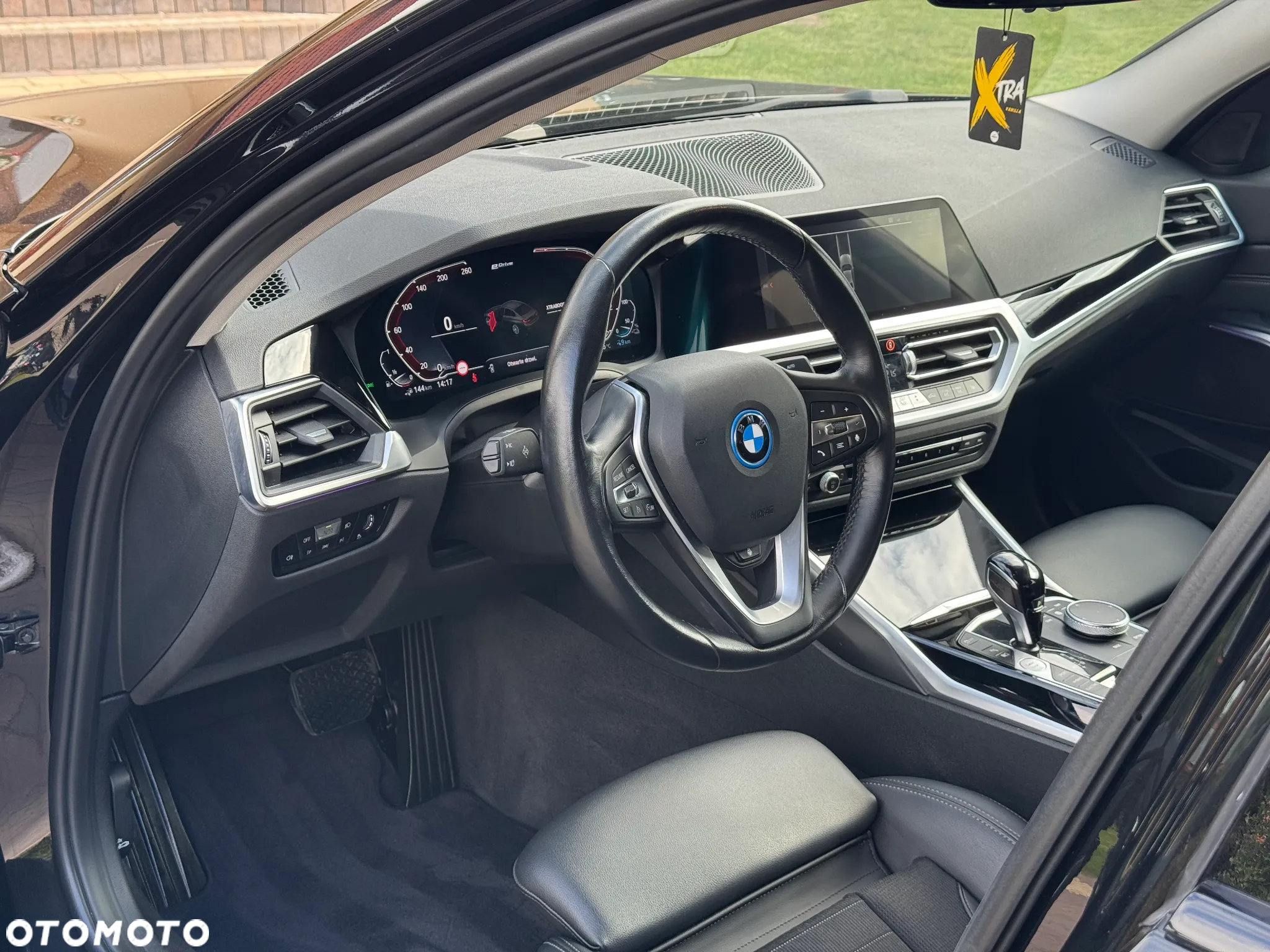 BMW Seria 3 330e Sport Line - 9