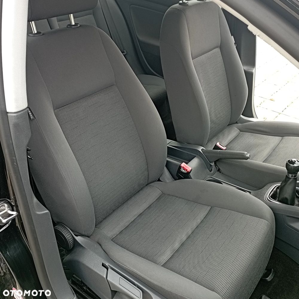 Volkswagen Golf V 1.4 Comfortline - 23