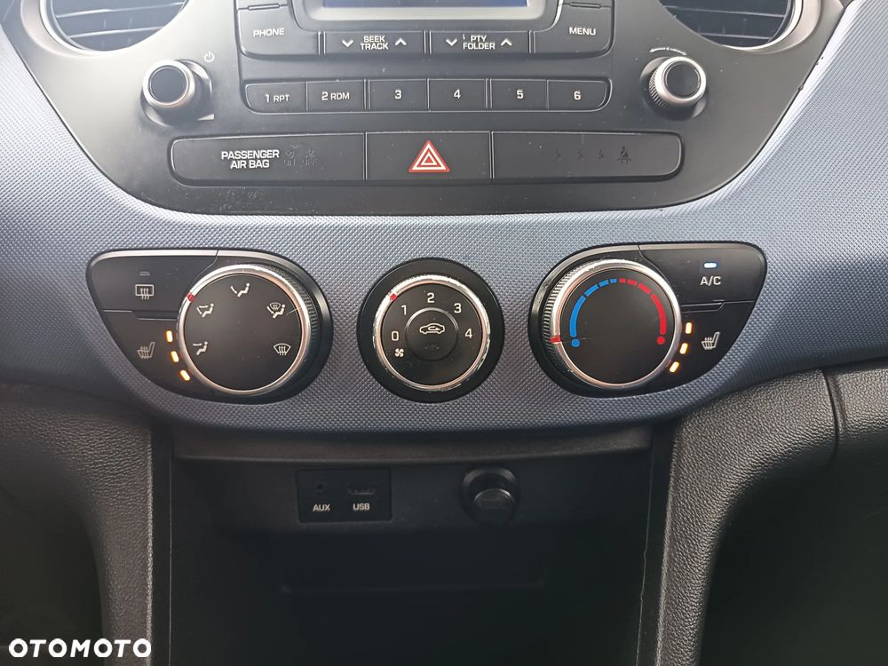Hyundai i10 1.2 Fifa World Cup Edition - 21