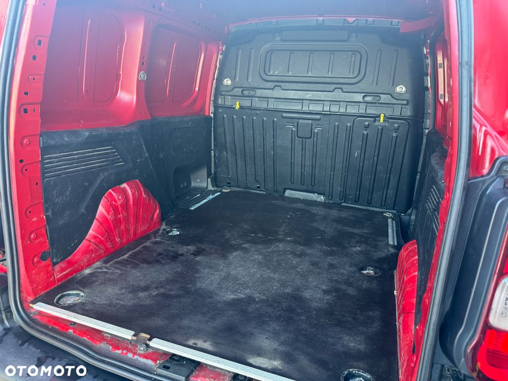 Peugeot Partner - 10