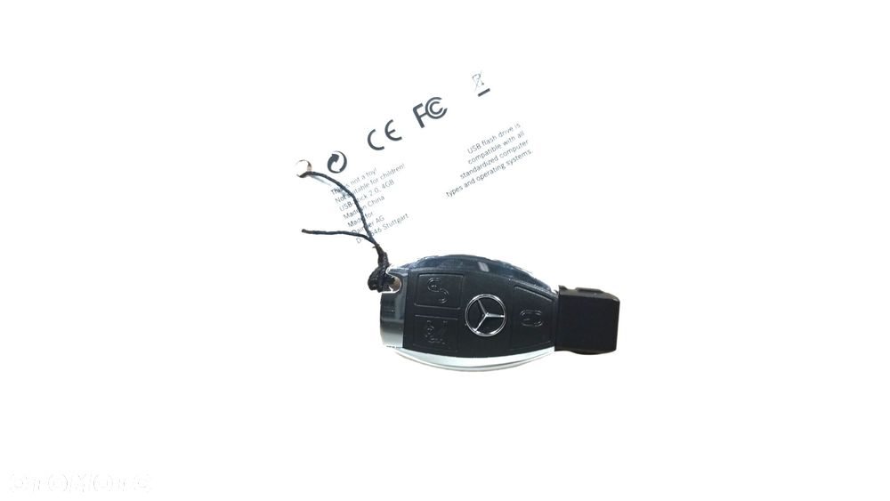 MERCEDES Pendrive USB 2.0 ksztalt kluczykow 4gb OE - 3