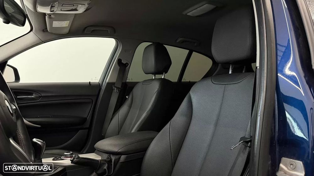 BMW 116 d Sport Line - 30