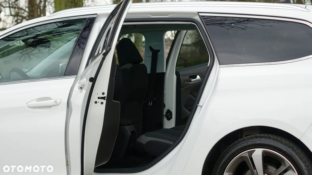 Peugeot 308 - 10