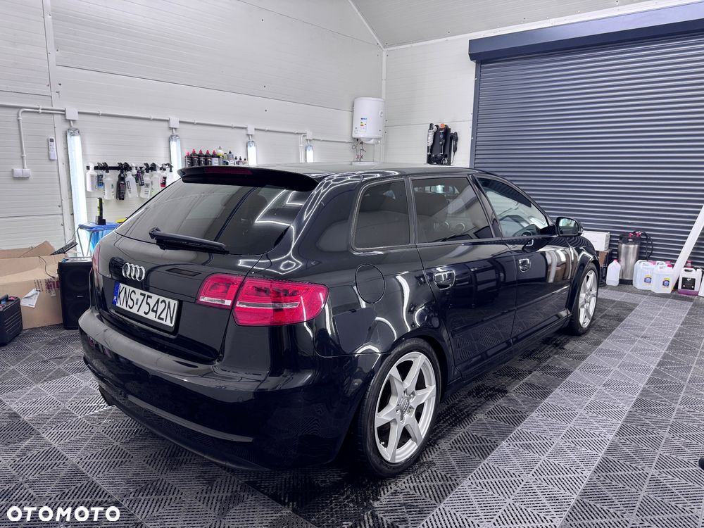 Audi A3 Sportback - 4