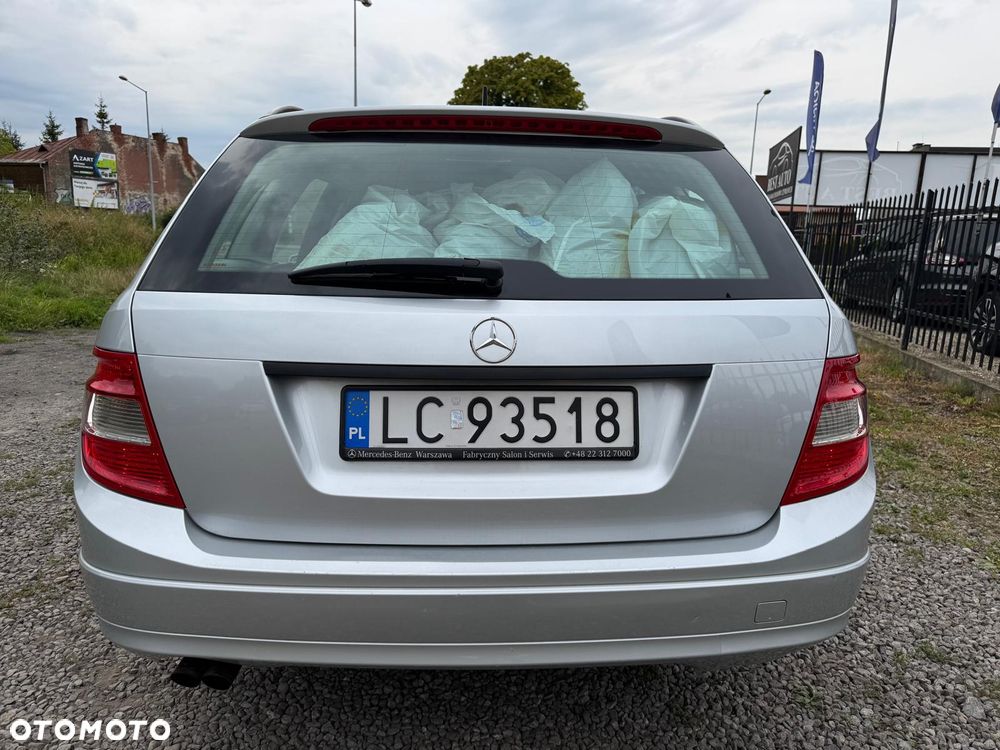 Mercedes-Benz Klasa C 180 BlueEFFICIENCY 7G-TRONIC Elegance - 18