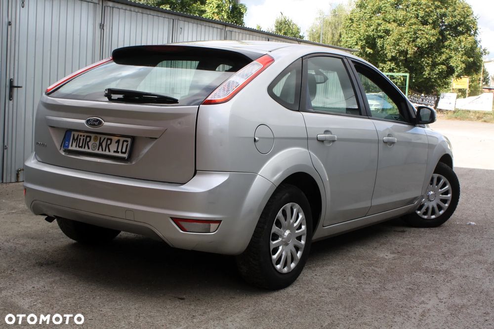 Ford Focus 1.6 16V Ghia - 3