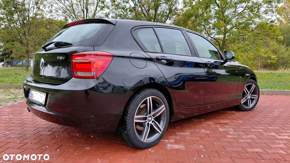 BMW Seria 1 118i Sport Line - 3