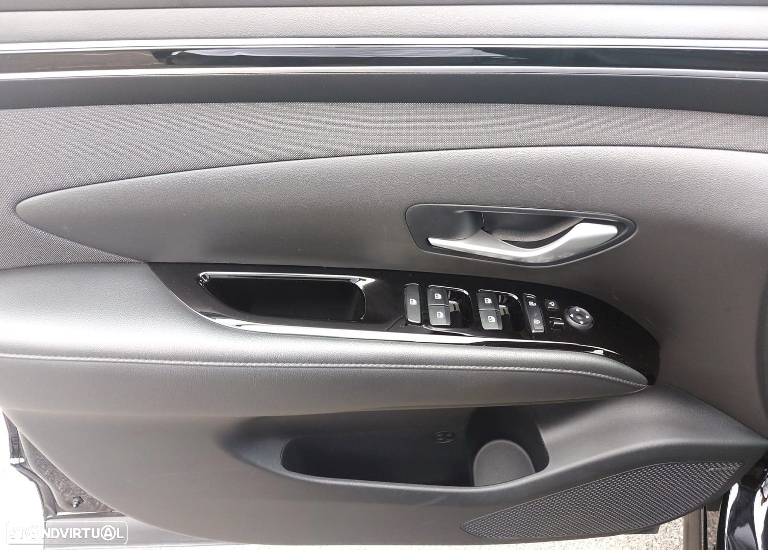 Hyundai Tucson 1.6 CRDi Premium DCT - 42