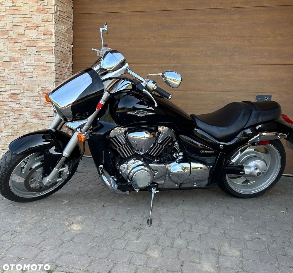 Suzuki Intruder - 5
