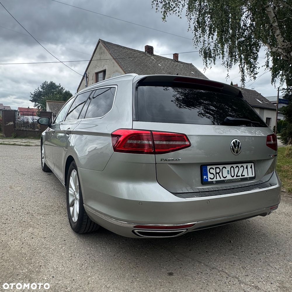 Volkswagen Passat 2.0 TDI Bi-Turbo BMT 4Mot Highline DSG - 4