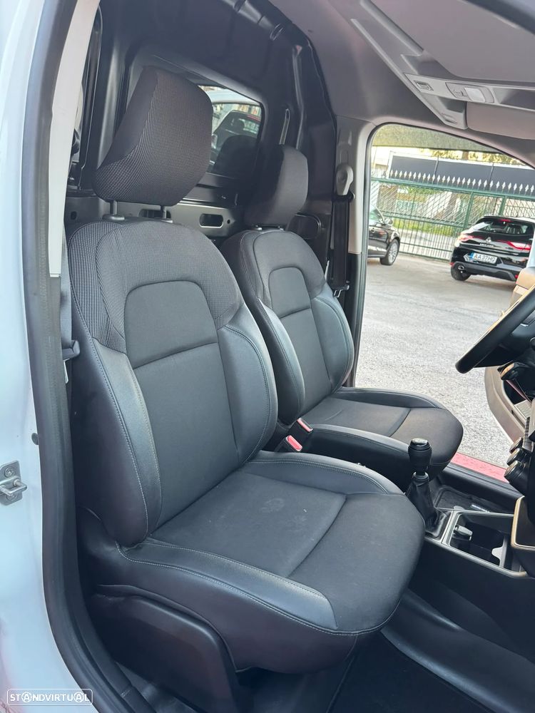 Renault Express - 15