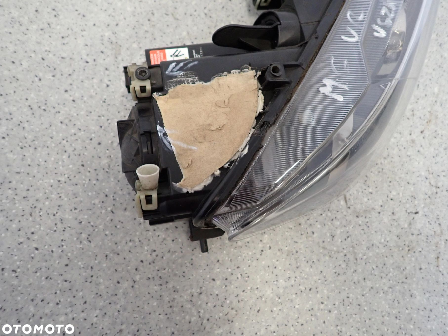 MAZDA6 MAZDA 6 06-07 LIFT LAMPA PRZEDNIA PRAWA REFLEKTOR XENON - 6