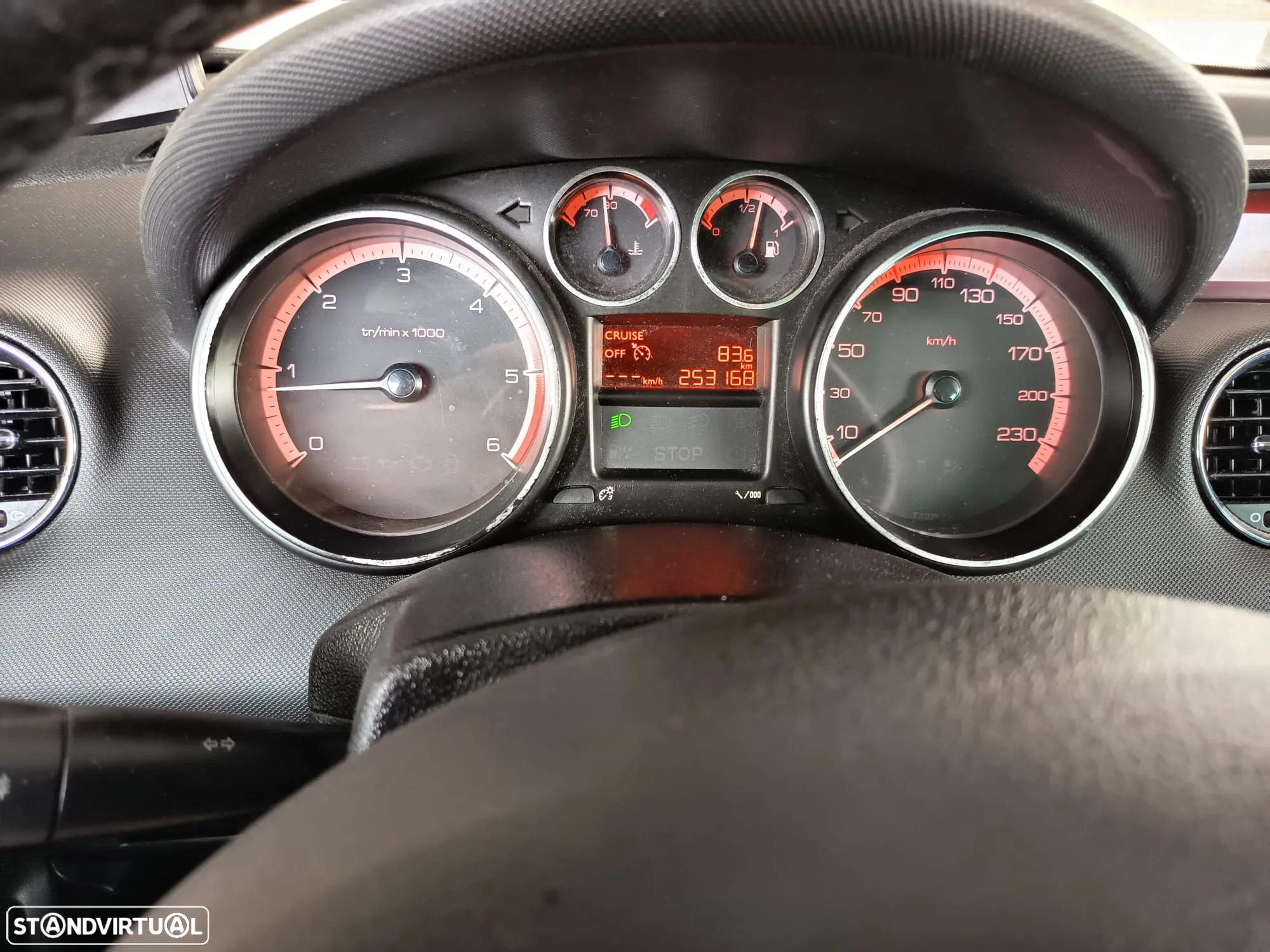 Peugeot 308 1.6 HDi Executive - 9